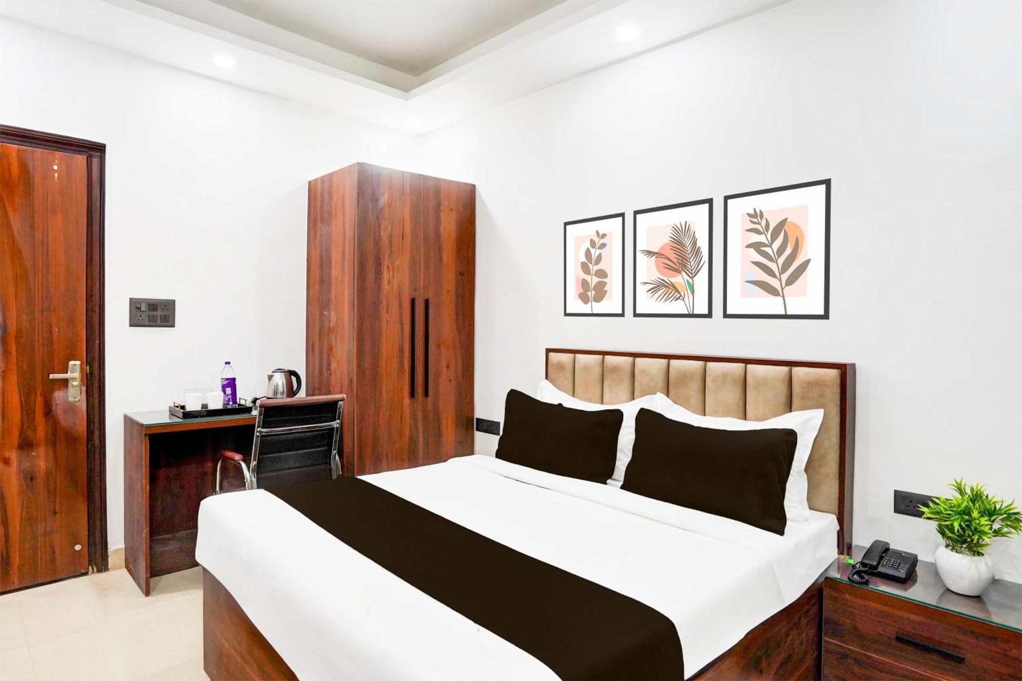 Super Collection O 63 A Noida Hotell Eksteriør bilde